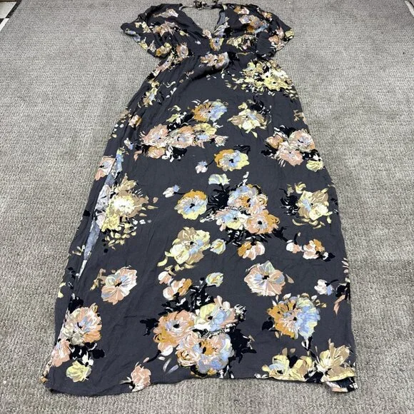 Love Stitch Dress Multicolored Floral Short Sleeve Women’s Size Medium/Large - Picture 10 of 11